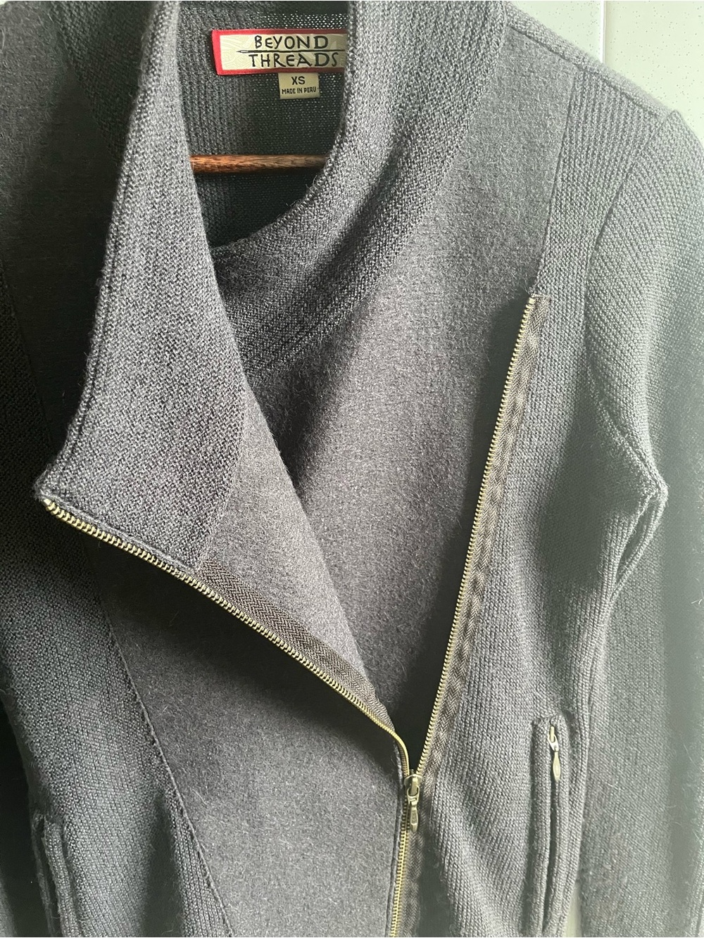 beyondthreads Asymmetrical Zip Knit Jacket - Olive/kaki